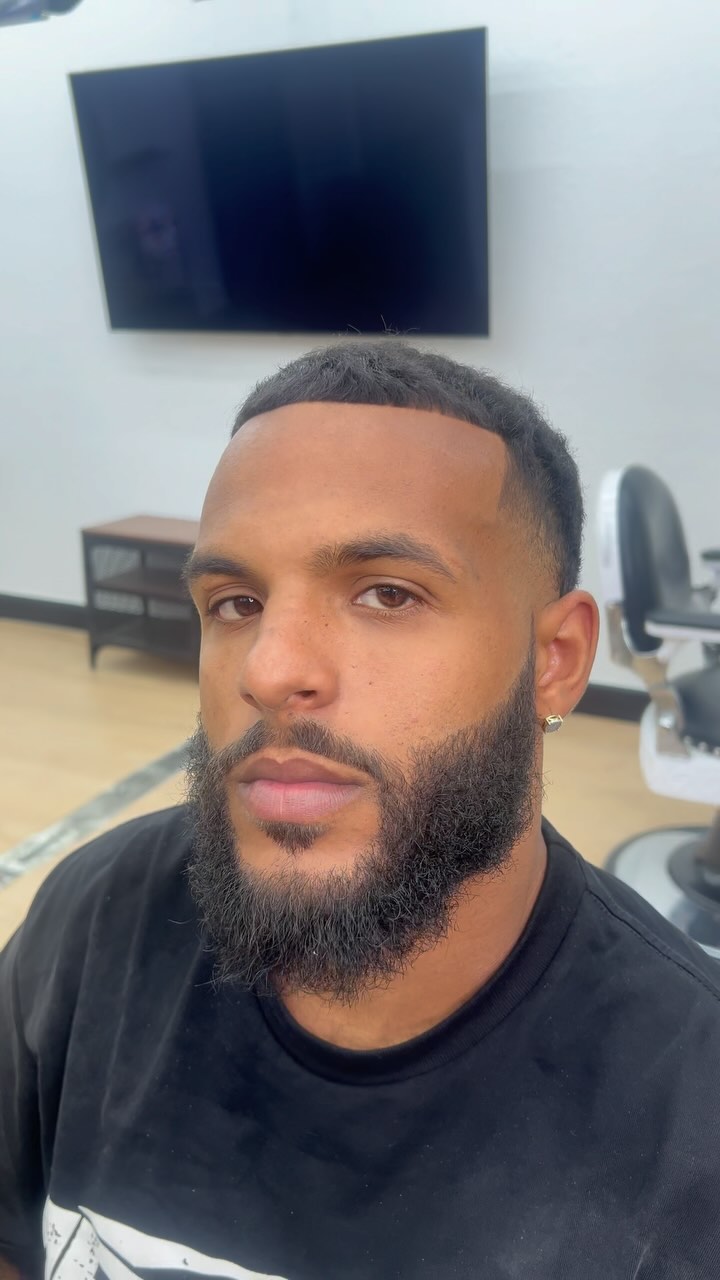 Sharp edge up by LOS Tampa